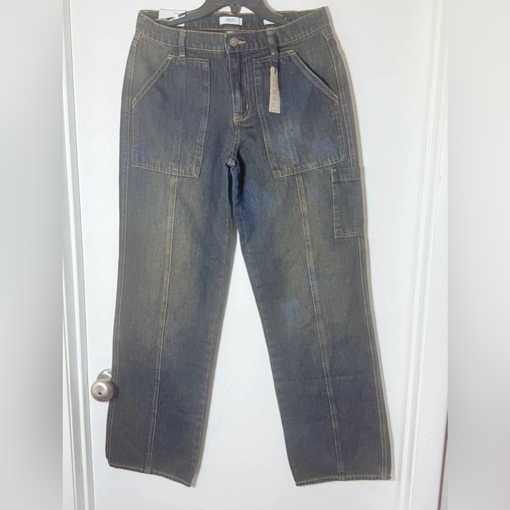 NWT Forever 21 Women's Straight Leg Mid Rise Slim Fit Size 28